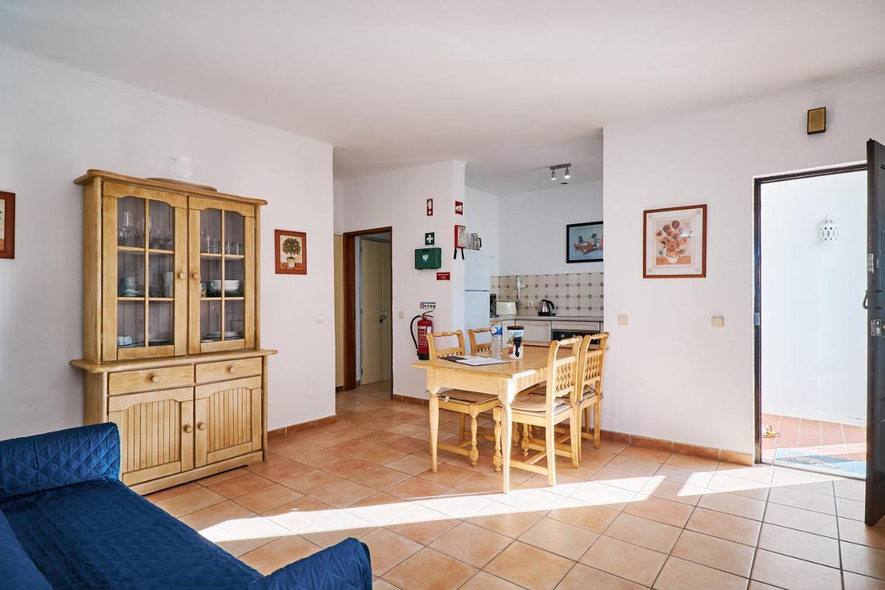 Apartment Kornelius Карвоейро Екстериор снимка